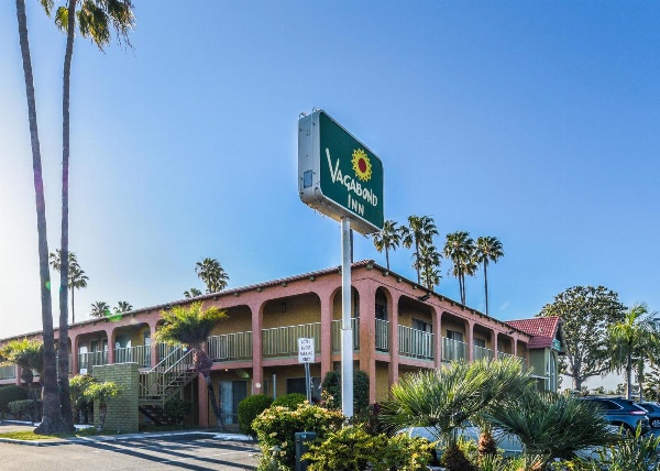Vagabond Inn Costa Mesa image 4